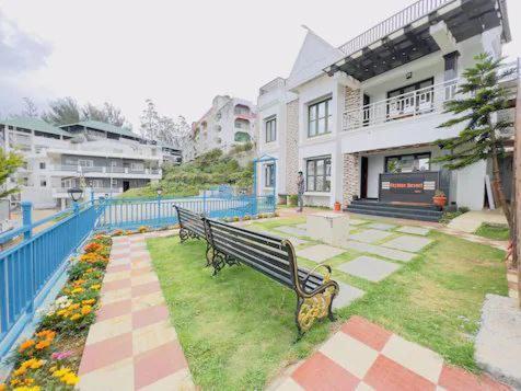 Sky Blue Resort Utakamand Zewnętrze zdjęcie